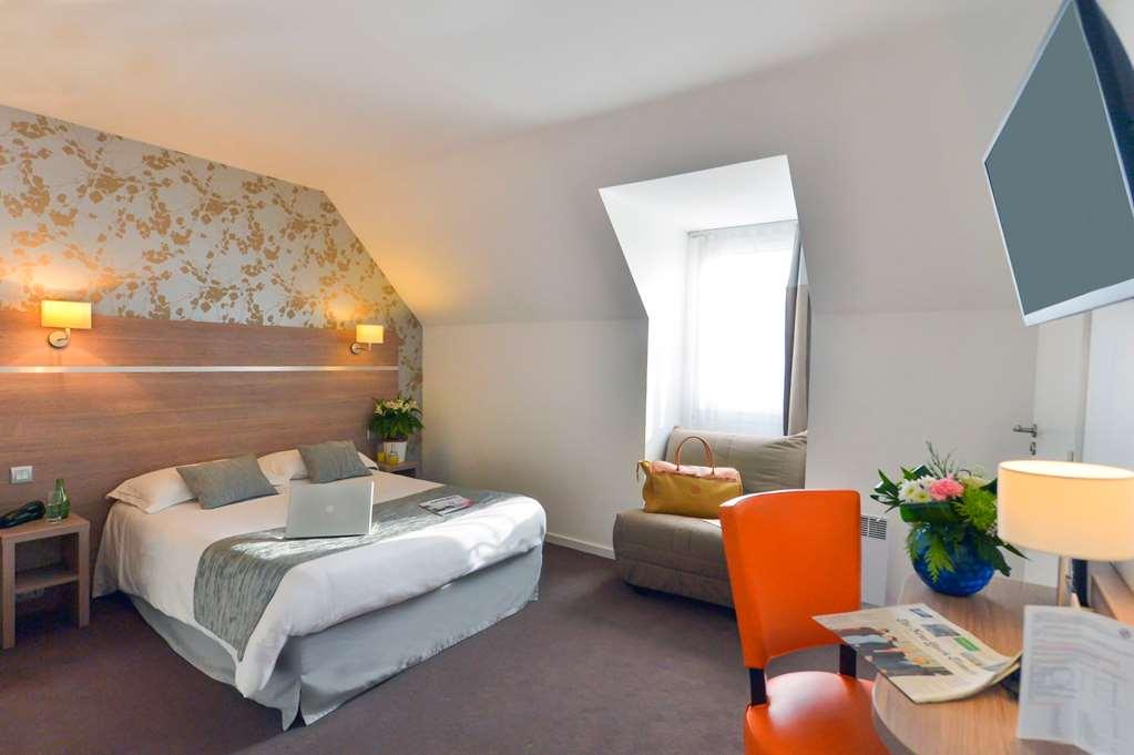Logis Beaujoire Hotel Nantes Room photo